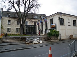 The town hall in Marcoussis