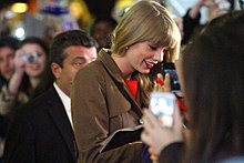 Taylor Swift at a GMA event