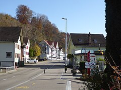 Dorfzentrum mit Strasse Richtung Oberbüren