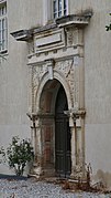 Door of the west facade of the Saint-Jory castle (circa 1560).
