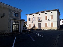 The town hall in Palaminy