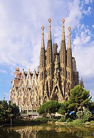 Sagrada Família basilica in Barcelona by Gaudí (1883–)