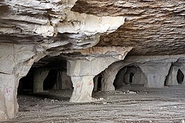Sangtarashan cave