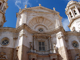 The Baroque façade of the Cathedral of Cadiz contrasts dynamic architectural forms with precise Classical details and careful placement of free-standing sculpture.