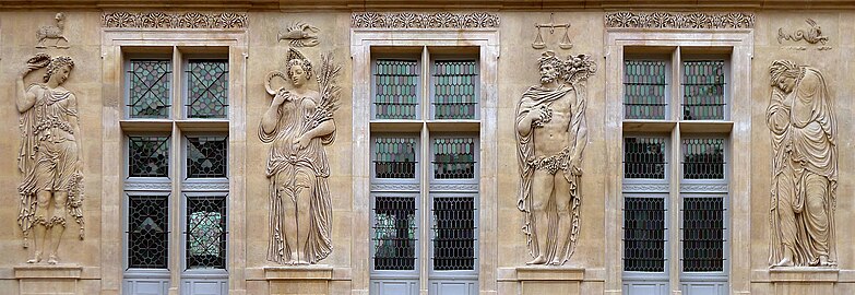 Bas-reliefs by Jean Goujon and his workshop (16th c.), depicting the Four Seasons.