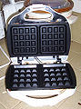 A North American Belgian-style waffle iron