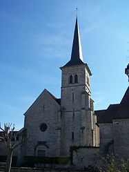 The church in Gilly-lès-Cîteaux