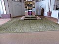 Altarraum mit Prunkteppich