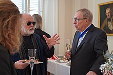 Klaus Ritt (rechts) mit Jox Reuss bei der Verleihung des Hessischen Verdienstordens in Darmstadt.