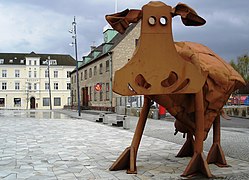 Cow by Bernhard Lipsøe