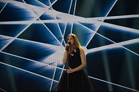 Blanche performing "City Lights" in Kyiv (2017)