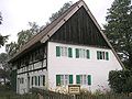 Der „Glaserschuster“ aus Döpshofen, heute Bauernmuseum Staudenhaus (strohgedeckt)