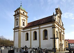 Rk. Mariä Himmel­fahrt, Dech­betten, Ober­pfalz: Chor­flanken­turm, von der Fassade entkoppelt