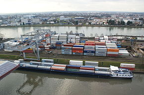 Containerhafen Kleinhüningen mit Gleisanbindungen an die Oberrheinbahn und Hochrheinbahn