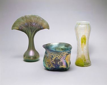 Favrile glass by Tiffany (1907) (Metropolitan Museum of Art, New York City)