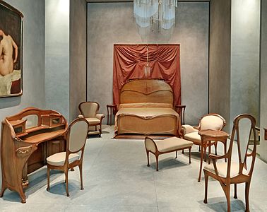 Bedroom furniture of the Hôtel Guimard by Hector Guimard (now in the Musée des Beaux-Arts de Lyon)