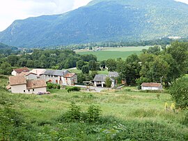 A general view of Frontignan-de-Comminges