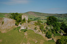 File:Peveril.jpg (Peveril Castle, Castleton)