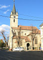 Die von den Bewohnern als „Sächsische Kirche“ bezeichnete Stadtkirche ist Pfarrkirche der Evangelischen Kirche in Sächsisch-Regen