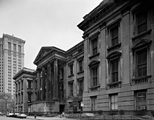 Main facade in 1979 without the main steps