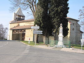The church in Castelnau-Picampeau