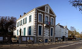 The town hall of Pomponne