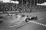 Richie Ginther, Jim Clark, and Graham Hill at the race start