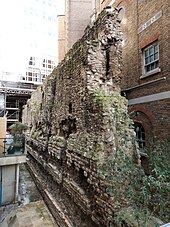 London Roman Wall – surviving section by Tower Hill Tube Station