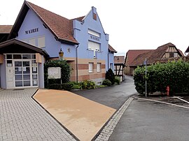 The town hall in Olwisheim