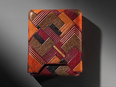 Cigarette case of leather and gold leaf by Pierre Legrain (1922) (Metropolitan Museum)