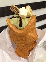 Taiyaki used as an ice cream holder, being sold in Taipei