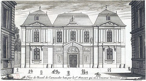 The facade by François Mansart as it appeared in 1686