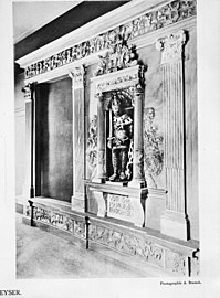 Sculpture of Charles V in wall niche