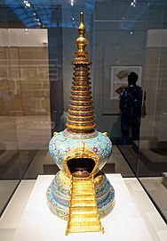 Cloisonne stupa with gilt ornaments. Qing dynasty, mid- to late 18th century