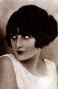Actress Evelyn Brent, in the mid-1920s with bobbed hair.