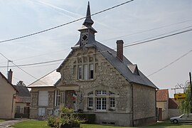 The town hall of Monthenault