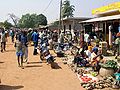 Händler am Straßenrand in Niamtougou (24. Dezember 2006)