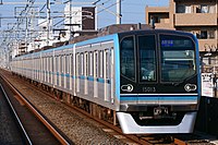 Zehnteiliger Triebzug der Baureihe 15000 von Tōkyō Metro (Indienststellung: 2010)