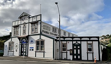 Whanganui Riverboat Centre (formerly Wanganui Rowing Club building)