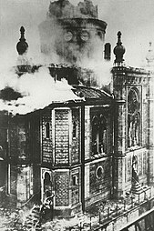 Brennende Synagoge in Wiesbaden am 9. November 1938