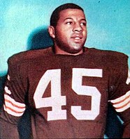 RB Ernie Davis, first African American to win the Heisman Trophy, played at Syracuse from 1959–1961