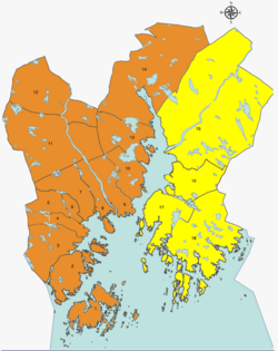 Location of Oddernes borough, shown in yellow. Districts: 18-Tveit, 17-Søm, 16-Hånes, 15-Randesund.