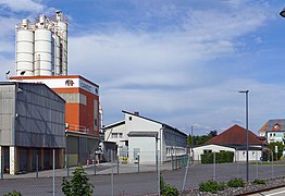 Industrieanlage Bahnhofstraße 32. Standort der früheren Mühlsteinfabrik Fries, Burgholzer & Comp.