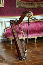 18th-century pedal harp in the Prince-bishop's bedchamber