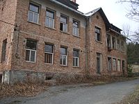 Ehemalige Schule, nach 1945 als Wohnhaus für Grenzersoldaten genutzt