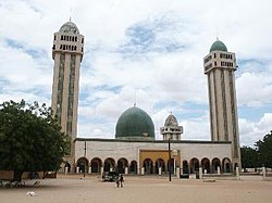 Die Moschée in Medina Baay