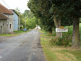 The road into Wasigny