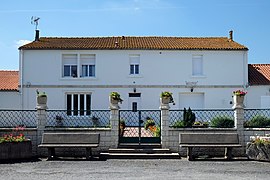 The town hall in Saint-Cyr-du-Doret