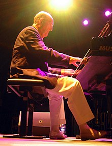 Christian Azzi at the Juan-les-Pins festival in July 2005