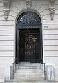 Entrance to the property on 600 Park Avenue and East 64th Street